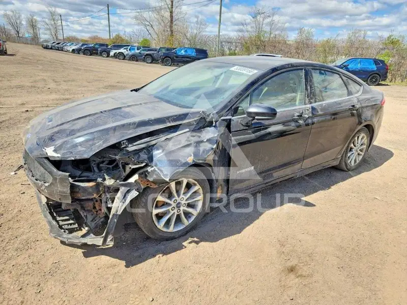 2017 Ford FUSION фото