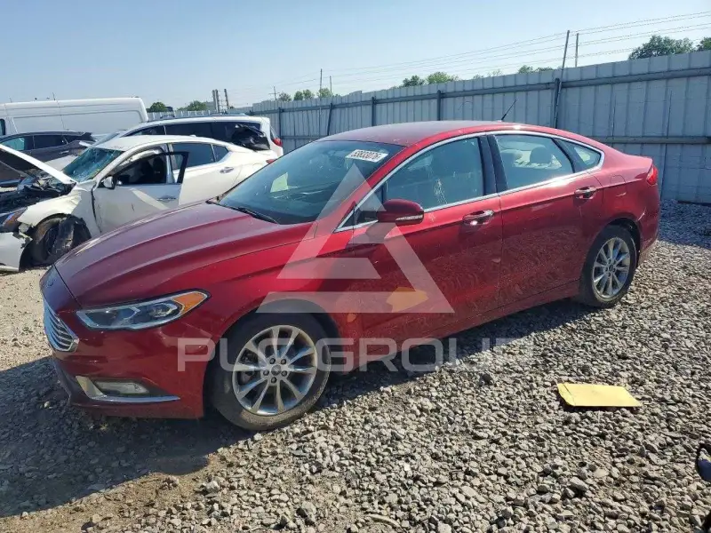 2017 Ford FUSION фото