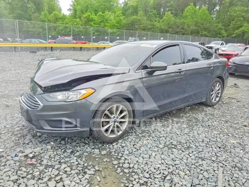 2017 Ford FUSION фото