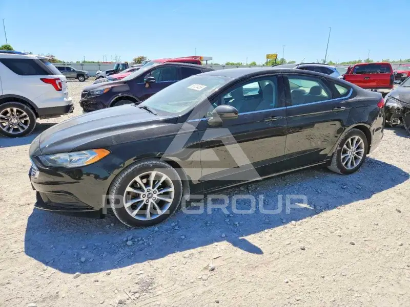 2017 Ford FUSION фото