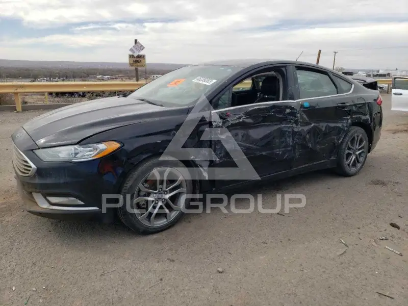 2017 Ford FUSION фото