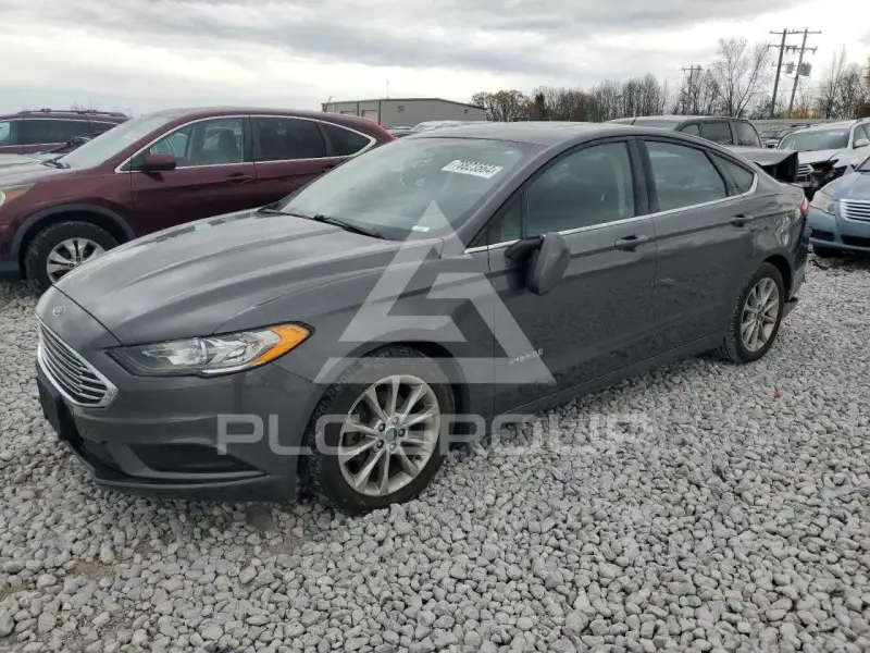 2017 Ford FUSION photo