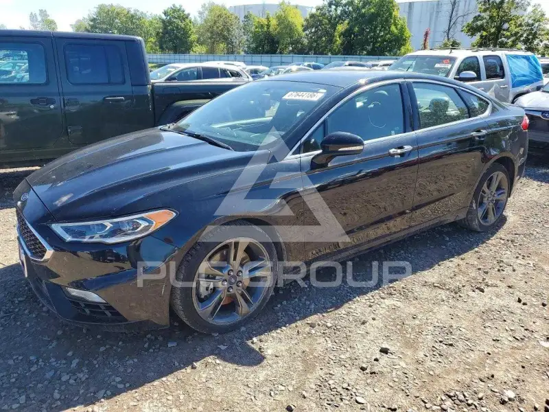 2017 Ford FUSION photo