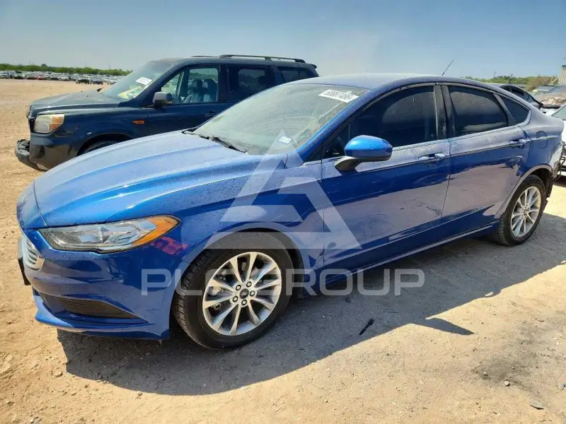 2017 Ford FUSION photo