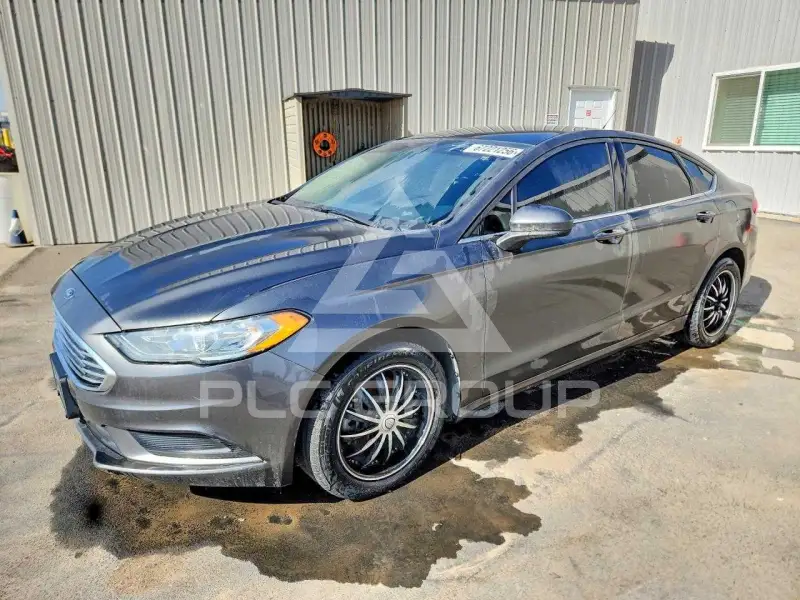 2017 Ford FUSION фото