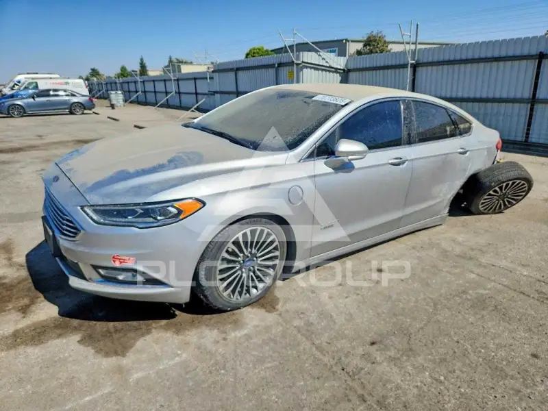 2017 Ford FUSION фото