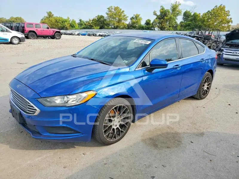 2017 Ford FUSION фото