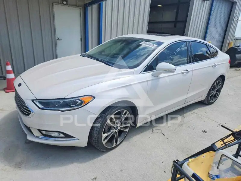 2017 Ford FUSION фото