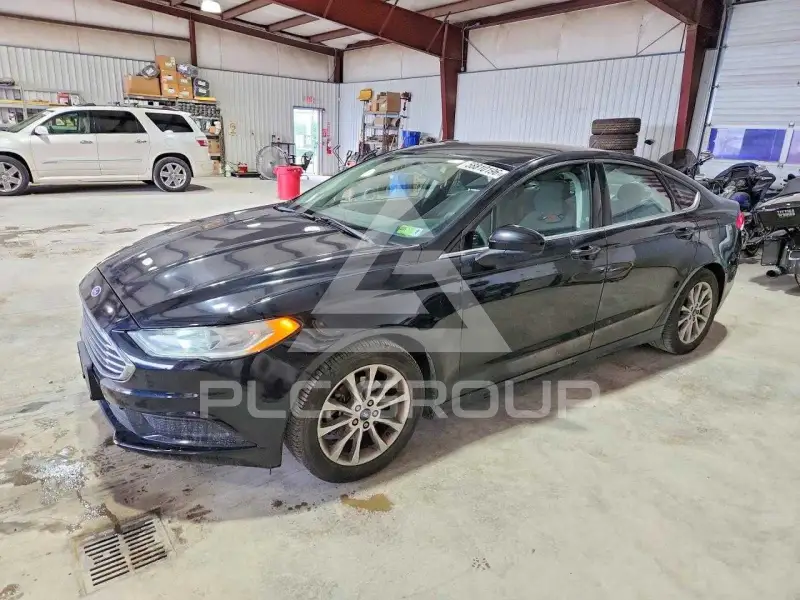 2017 Ford FUSION фото