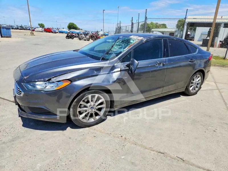 2017 Ford FUSION фото