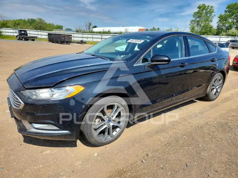2017 Ford FUSION фото