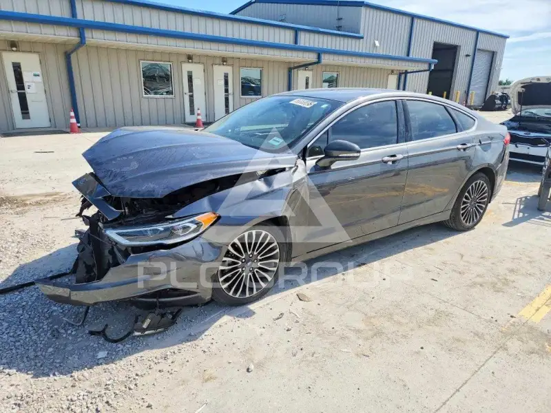 2017 Ford FUSION фото