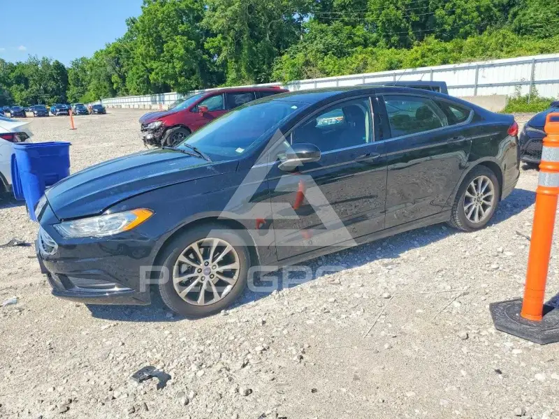 2017 Ford FUSION фото