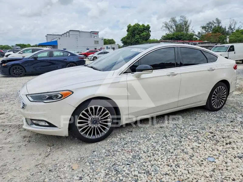 2017 Ford FUSION photo