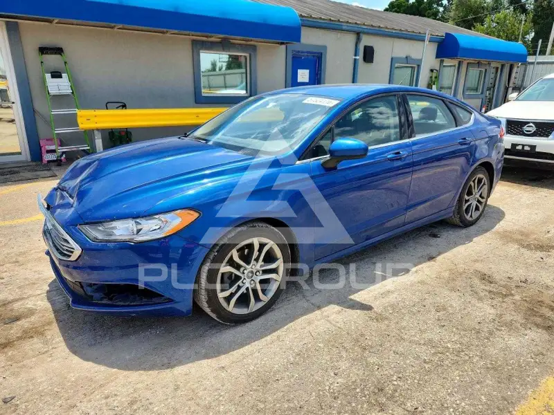 2017 Ford FUSION photo