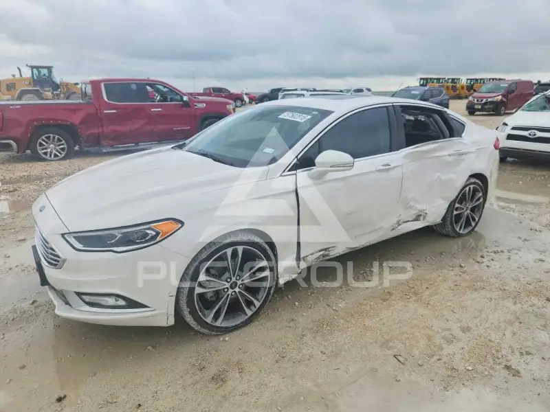 2017 Ford FUSION photo