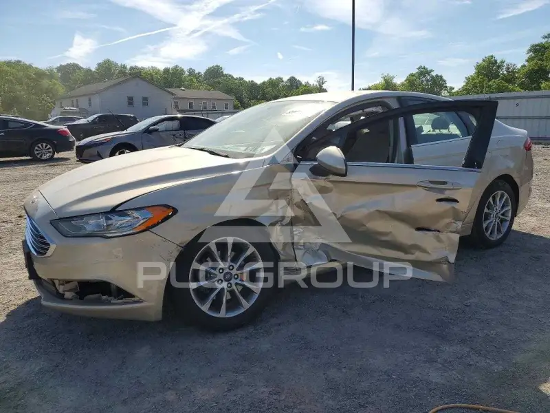 2017 Ford FUSION фото