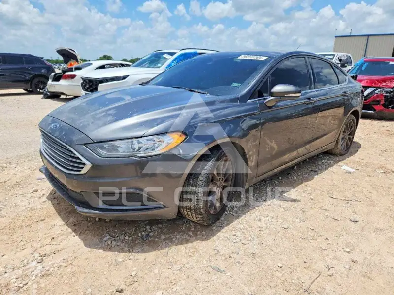 2017 Ford FUSION photo