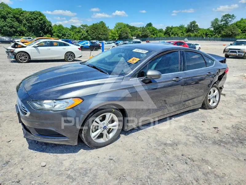 2017 Ford FUSION photo