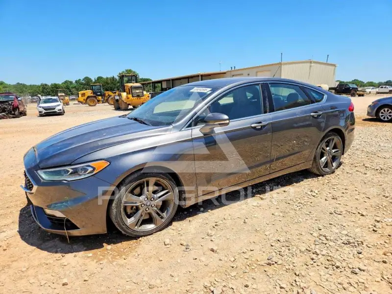 2017 Ford FUSION photo