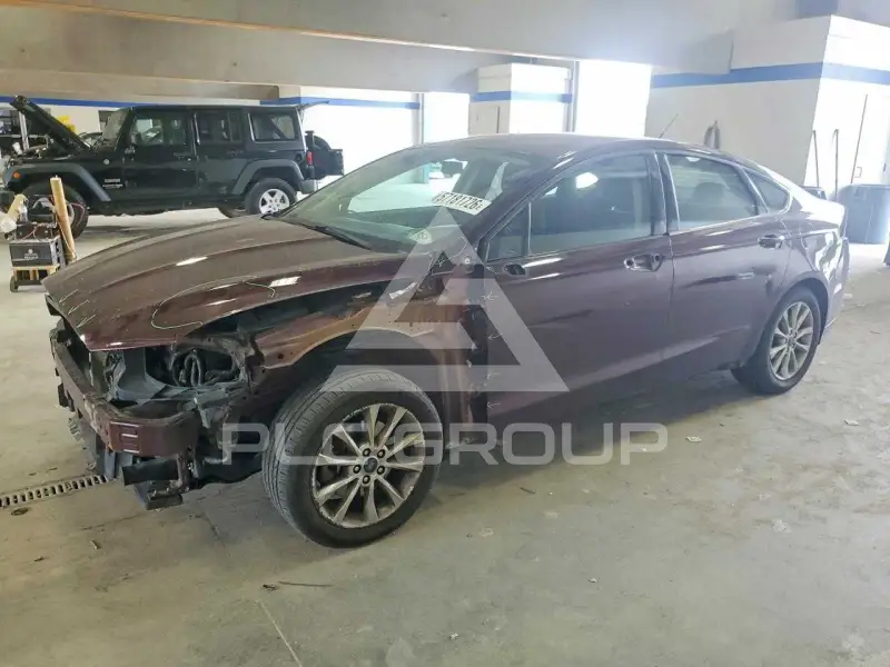 2017 Ford FUSION photo