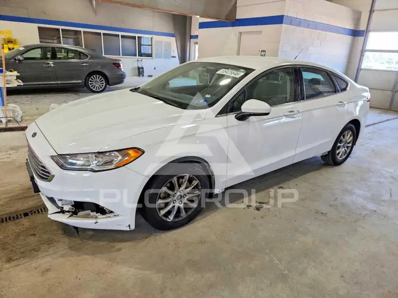 2017 Ford FUSION photo
