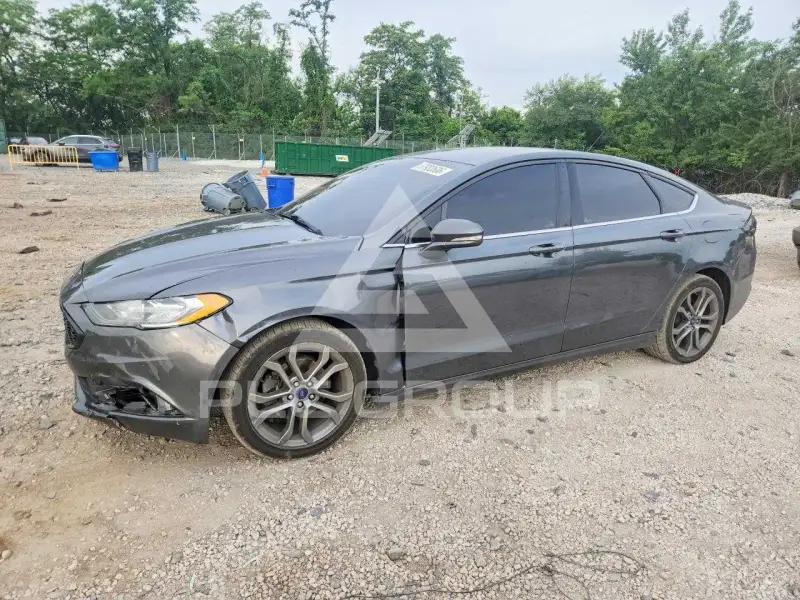 2017 Ford FUSION photo