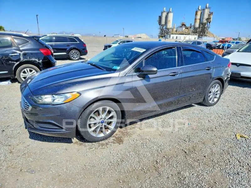 2017 Ford FUSION фото