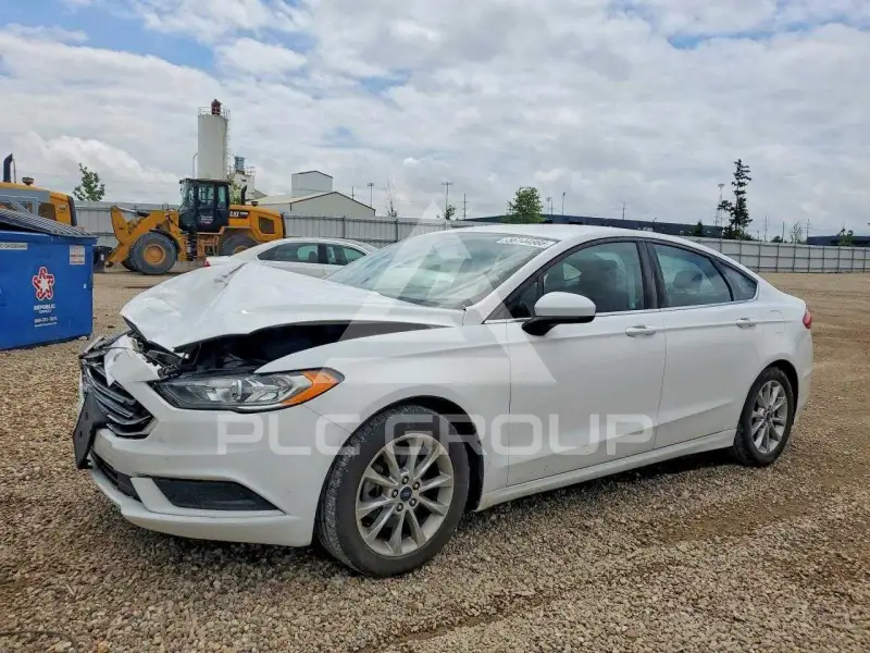 2017 Ford FUSION фото