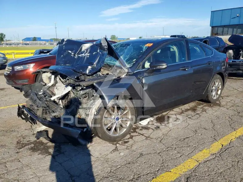2017 Ford FUSION photo