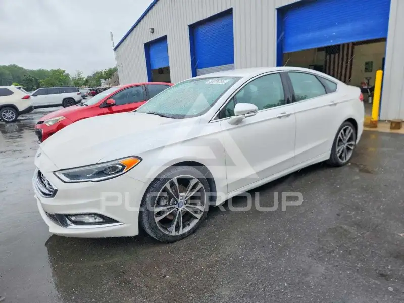 2017 Ford FUSION фото