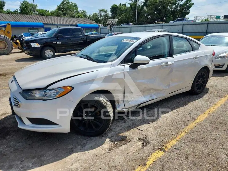 2017 Ford FUSION photo