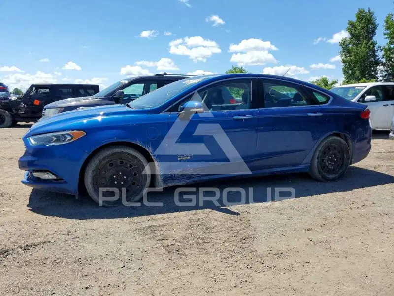 2017 Ford FUSION фото