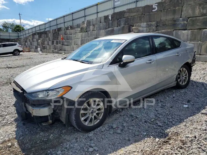 2017 Ford FUSION фото