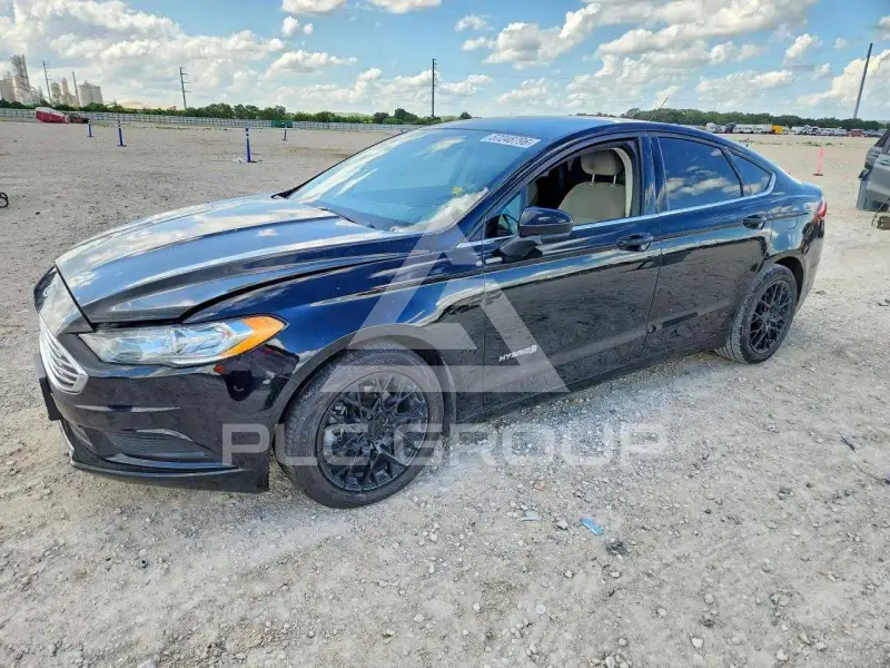2017 Ford FUSION фото