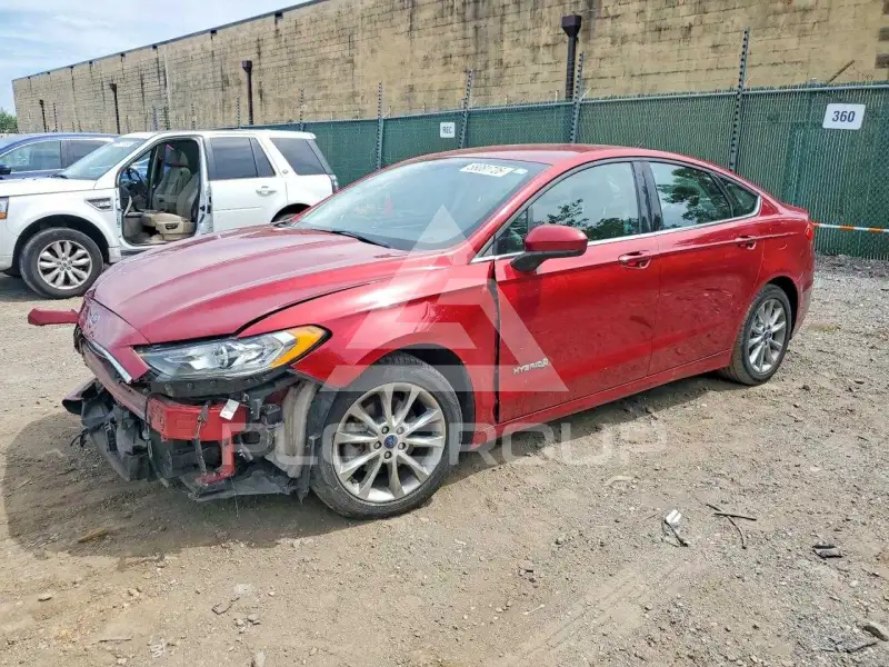 2017 Ford FUSION фото