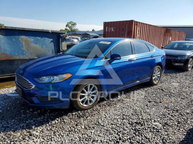 2017 Ford FUSION фото