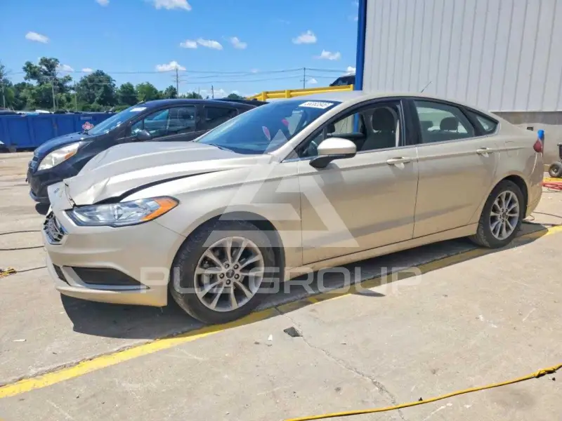 2017 Ford FUSION фото