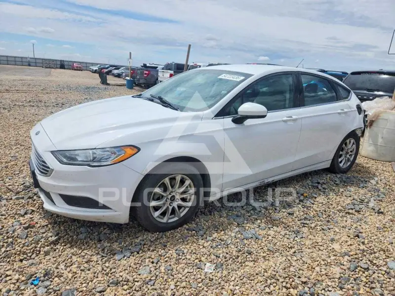 2017 Ford FUSION фото