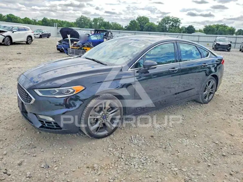 2017 Ford FUSION фото