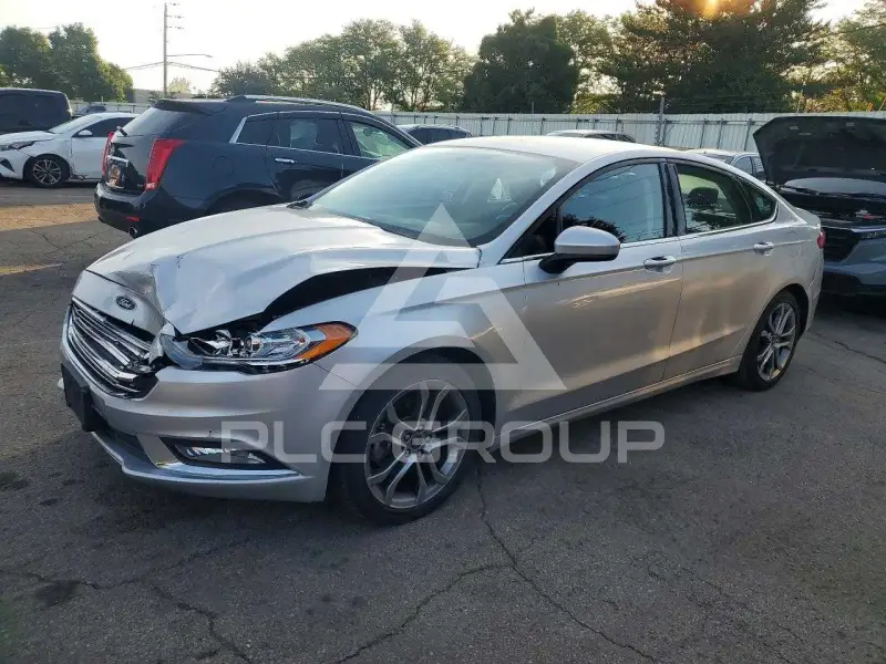 2017 Ford FUSION фото