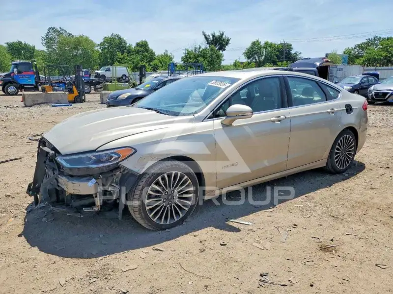 2017 Ford FUSION фото