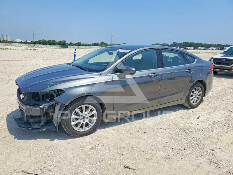 2017 Ford FUSION фото