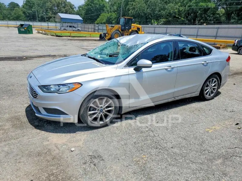 2017 Ford FUSION photo