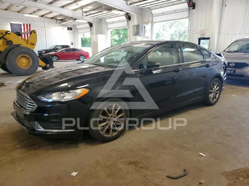 2017 Ford FUSION фото