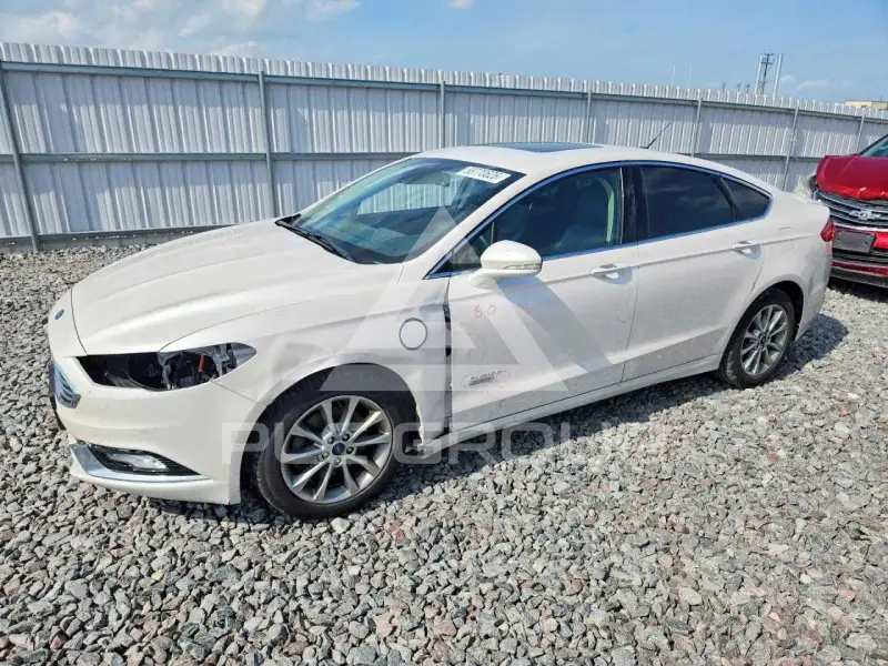 2017 Ford FUSION фото