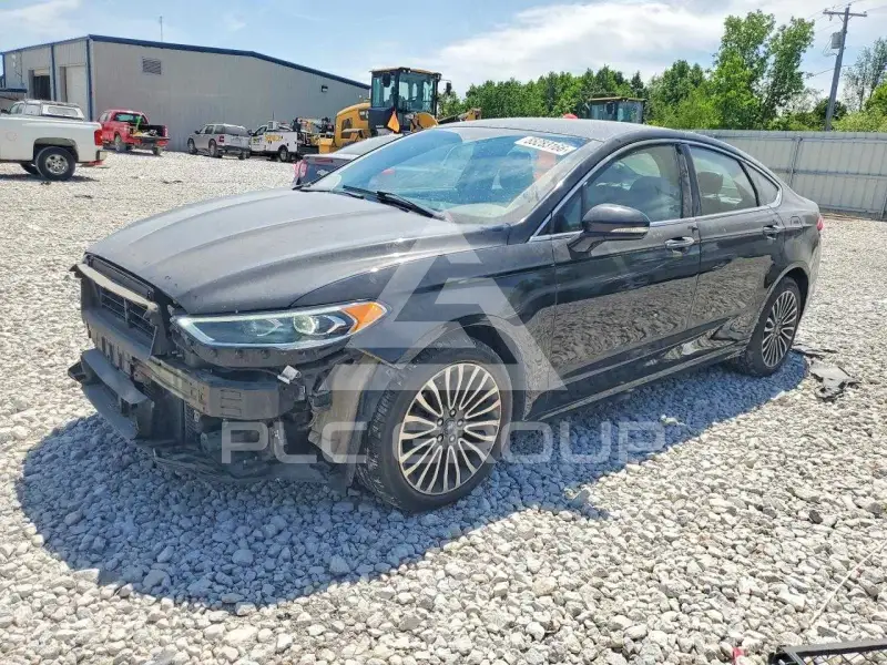 2017 Ford FUSION фото