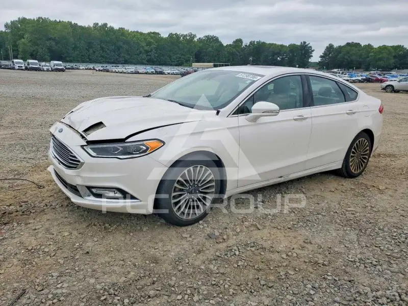 2017 Ford FUSION фото
