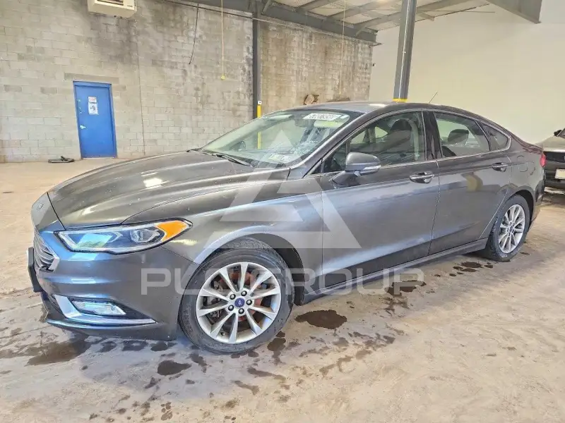 2017 Ford FUSION фото