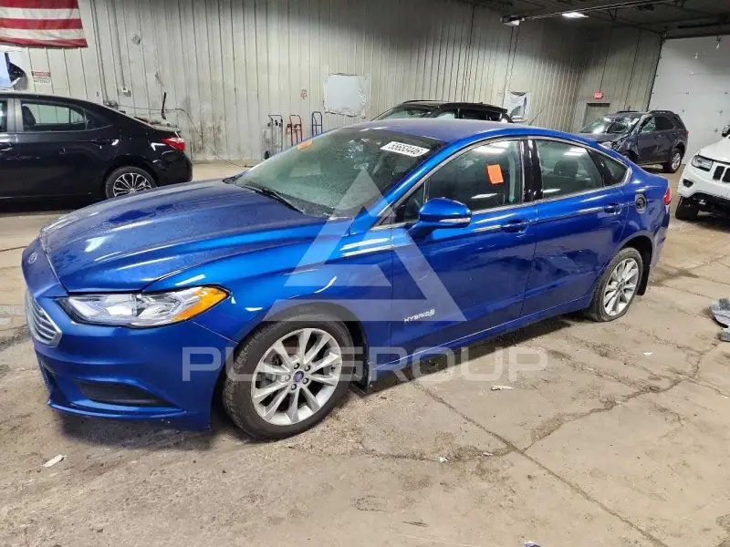 2017 Ford FUSION photo